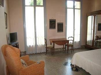 Résidence La Léonie 2* Nizza