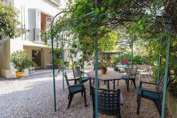 Appart hôtel Résidence La Léonie