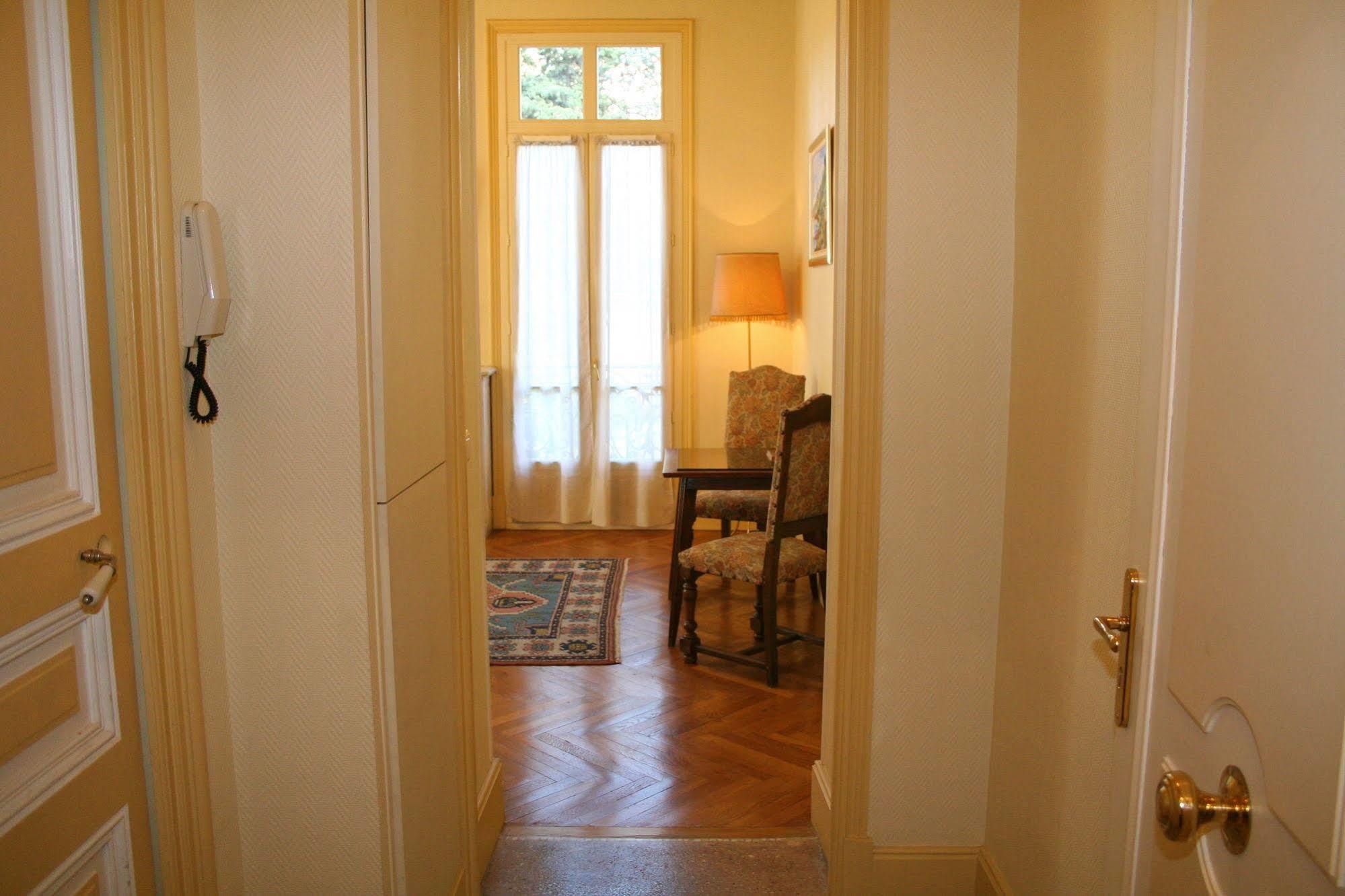 Aparthotel Residence La Villa Leonie 2*